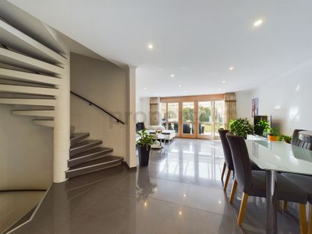 Cozy row house in Winterthur/Dättnau with 5.5 rooms - Foto 4