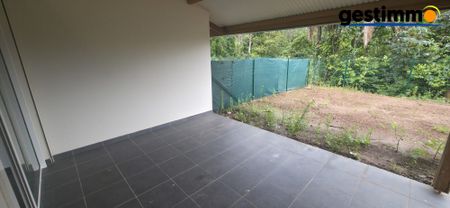 Location Maison 5 pièces 96m² REMIRE MONTJOLY 97354 - Photo 2