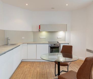 Studio to rent - Photo 1