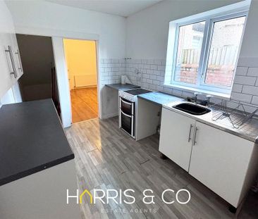 2 bedroom terraced house to rent - Photo 4