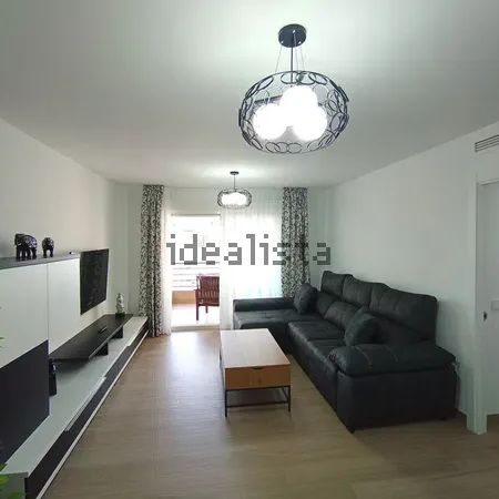 Alquiler de piso en Calle de Juan de Ortega - Photo 1