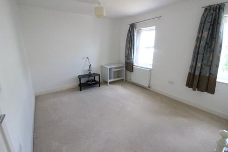 Westmount Close, The Hamptons, Worcester Park - Photo 3