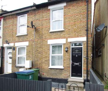 2 bedroom terraced house to rent - Photo 5