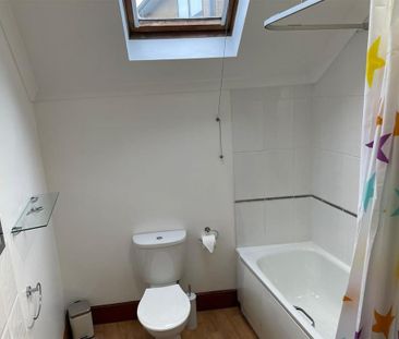 2 bedroom apartment to rent - Photo 6