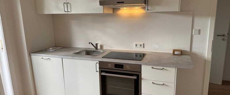 Moderne frisch renovierte 2 ZKB Wohnung - Foto 1