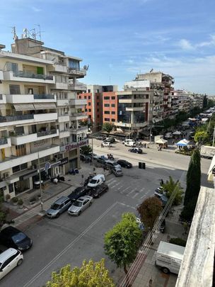 Διαμέρισμα για ενοικίαση Κέντρο (Χαριλάου) - Photo 1