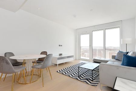 Belvedere Row Apartments, Fountain Park Way, White City Living, London, W12 - Photo 2