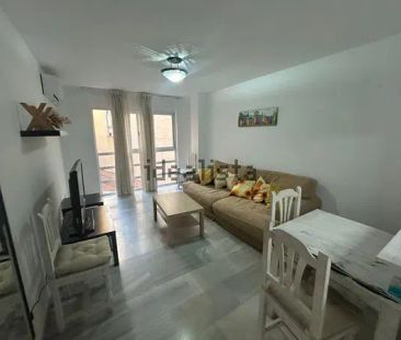 Alquiler de piso en Calle Martínez Maldonado - Photo 2