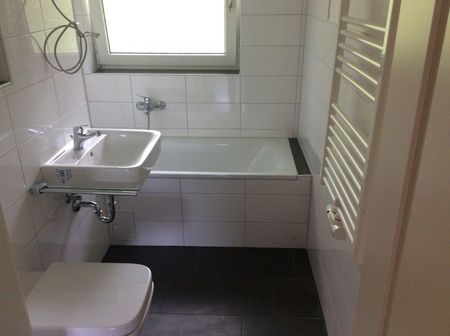 Das Glück hat ein Zuhause: 4-Zi.-Wohnung in zentraler Lage - Photo 4