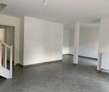 Location Maison 3 pièces 86 m2 à Pourcieux - Photo 2