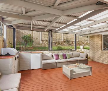 Beautiful Family Home! - Photo 6