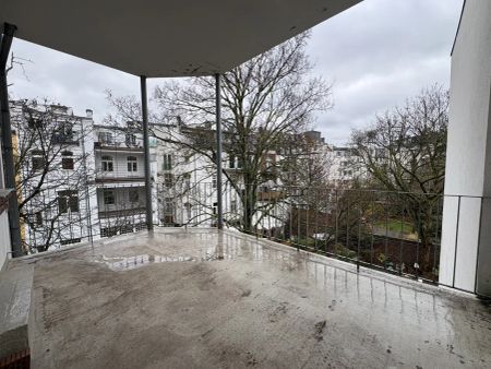 2-Zimmer Altbau mit Balkon zum Verlieben: Renoviert in Pempelfort! - Photo 4