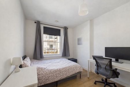 Pembury House, Lansdown Crescent, Cheltenham, GL50 - Photo 2