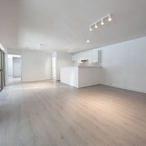 Spacious one-bedroom apartment in heart of Woolloomooloo - Photo 1