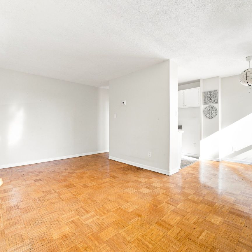 For Lease - 85 Lawton Boulevard Unit# 409, Toronto, Ontario - Photo 1
