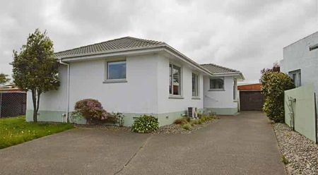 Windsor Invercargill- 3 Bedrooms - Photo 4
