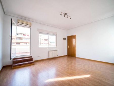 3 room luxury penthouse for rent in Castellana, Madrid, Province of Madrid, Autonomous Region of Madrid - Photo 2
