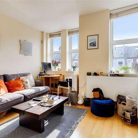 Acris Street, London, SW18 - Photo 1