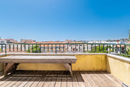 Fantástica penthouse no centro do Estoril em Duplex com vista mar - Photo 3