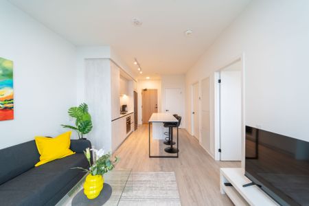 For Lease - 2495 Eglinton Avenue Unit# 807, Mississauga, Ontario - Photo 4