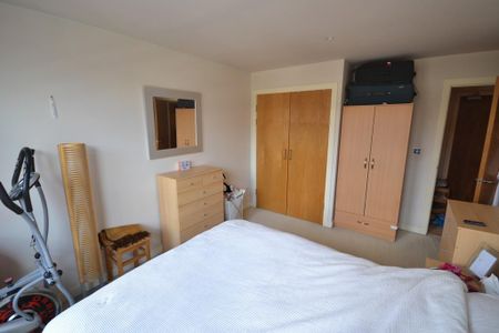 2 bedroom apartment to rent - Photo 4