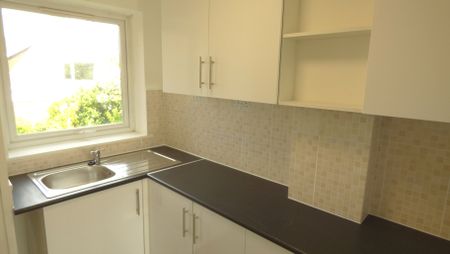 Gomer Court, Alverstoke - Photo 5