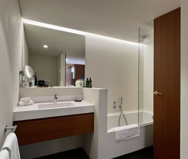 APPARTEMENT 4 PIÈCES À GENEVE (GE), MEUBLÉ, DURÉE DÉTERMINÉE - Photo 3