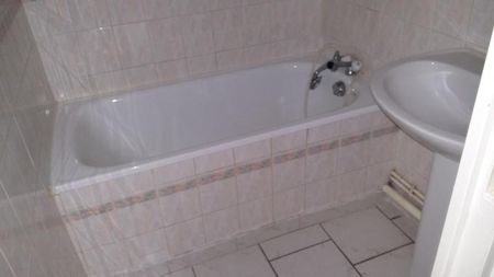 Location Appartement 2 pièces 40m² TOURS 37000 - Photo 5