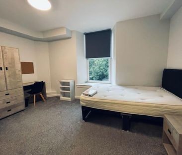 4 bedroom apartment to rent - Photo 5