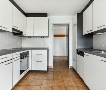 APPARTEMENT À LOUER DANS QUARTIER TRÈS ENSOLEILLÉ ET FAMILIAL - Foto 1