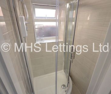 12 Harold Mount, Leeds, LS6 1PW - Photo 1