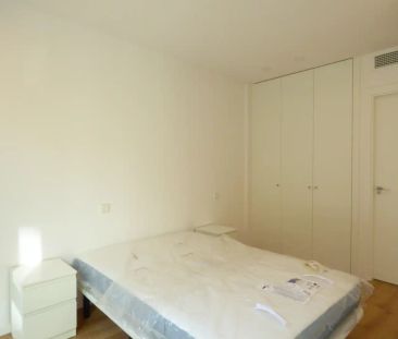 Piso de alquiler en Madrid - Calle Vital Aza, Pueblo Nuevo - Photo 4