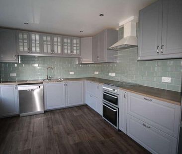 Waveney Gardens, Stanley, County Durham, DH9 - Photo 2