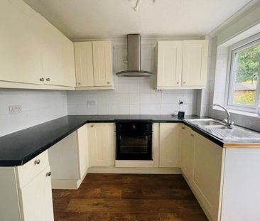 The Limes, Wittering, PETERBOROUGH - Photo 5