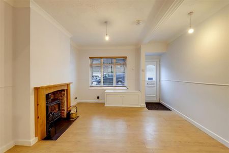 2 bedroom terraced house to rent - Photo 4