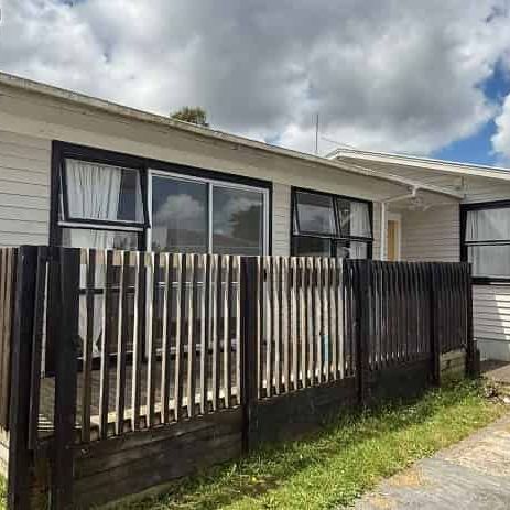 Warm Home & Move In Ready - Photo 1