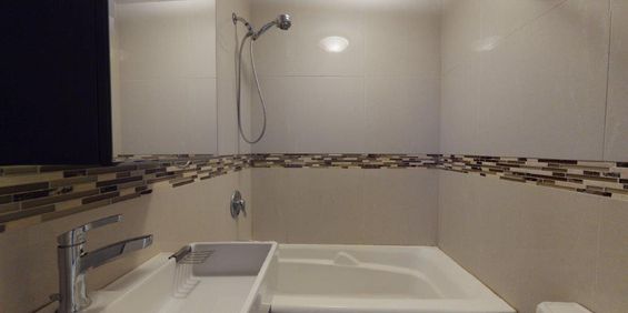 4 1/2 Park Avenue Apartment - Photo 3