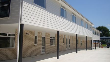 Furnished Studio Unit - Photo 2