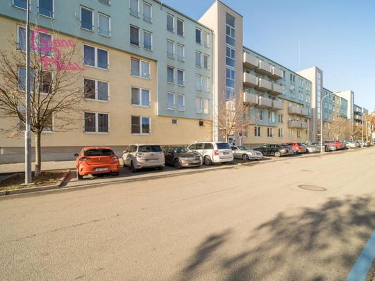 Pronájem bytu 2+kk 51 m2 - Fotografie 1