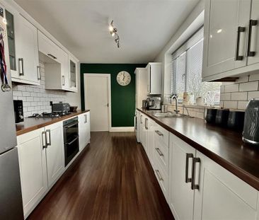 2 bedroom apartment to rent - Photo 6