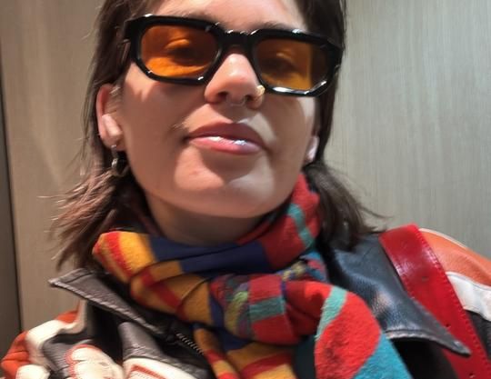 Lehrkaft und Lyriker*in sucht 1-2 Zimmer Wohnung, 700 max. - Foto 1