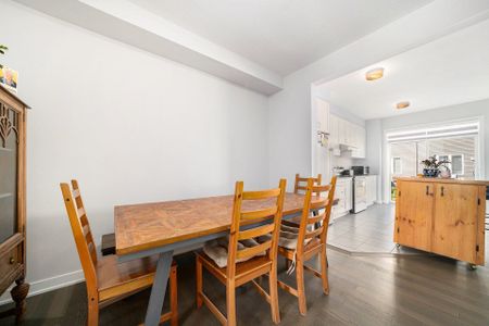 For Lease - 626 Allied Mews, Stittsville - Munster - Richmond, Ontario - Photo 4