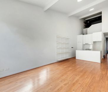 Townhouse Living in Convenient Location - Photo 1