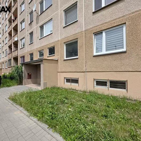 Podnájem 3+1 s lodžií a klimatizací na ul. Nová v Mohelnici - Photo 1