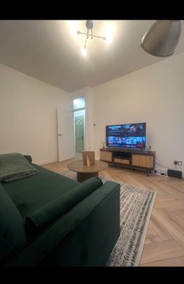 1 Bed Flat, Amersham Road, SE14 - Photo 1