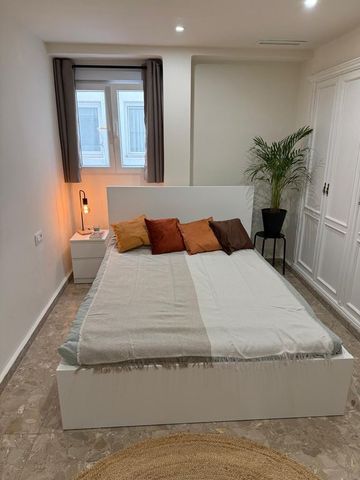 4 room luxury Flat for rent in Valencia, Spain - Photo 2
