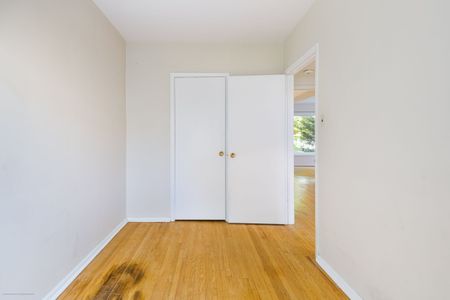 For Lease - 106 Main Street Unit# main floor, Toronto, Ontario - Photo 3