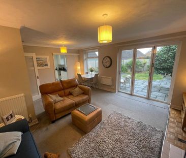 3 bedroom bungalow to rent - Photo 2