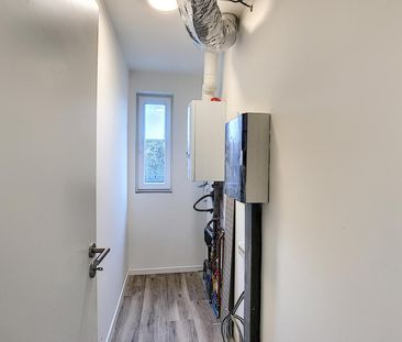 Recent tweeslaapkamer dakappartement met terras! - Photo 3