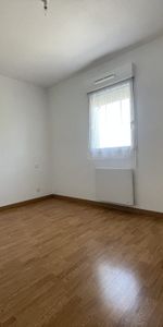 Location Appartement 2 pièces 50m² ONET LE CHATEAU 12850 - Photo 4